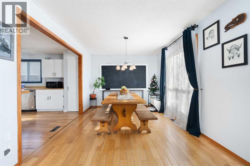 24 Brentwood Drive, Strathmore, Alberta  T1P 1G3 - Photo 5 - A2273871