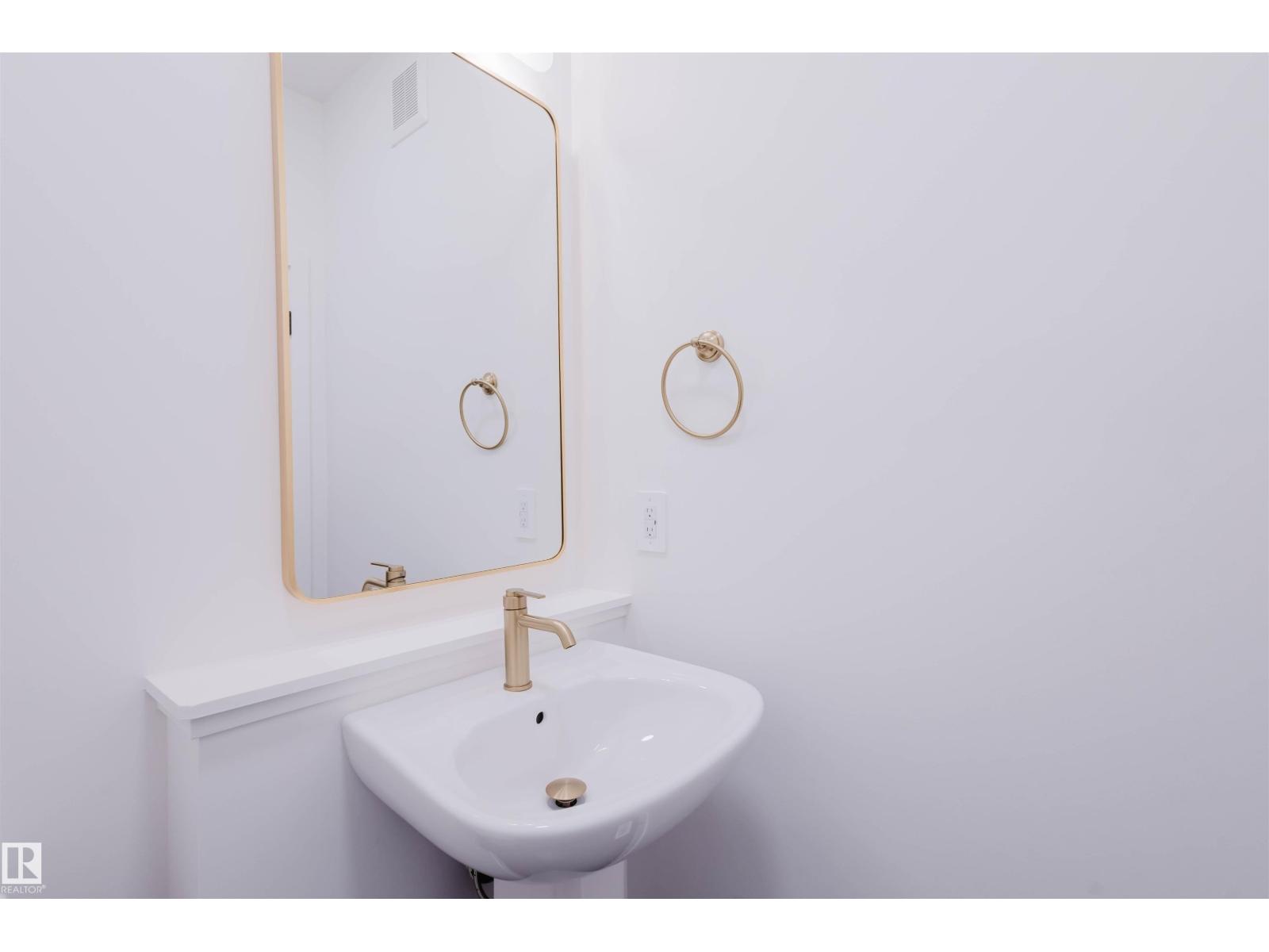 8288 Kiriak Lo Sw, Edmonton, Alberta  T6W 5S2 - Photo 3 - E4470376