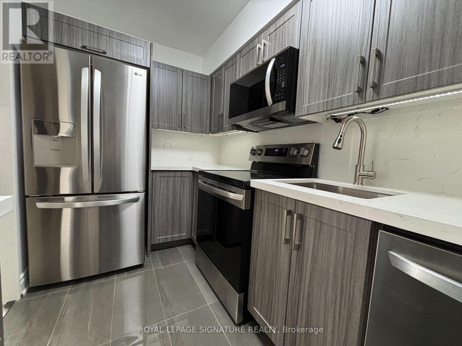 711 - 2 Westney Road, Ajax (Central West), Ontario  L1T 3H3 - Photo 5 - E12706224