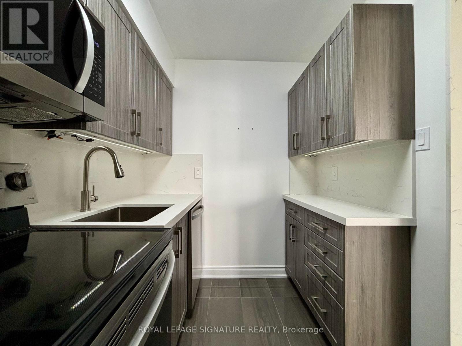 711 - 2 Westney Road, Ajax (Central West), Ontario  L1T 3H3 - Photo 6 - E12706224