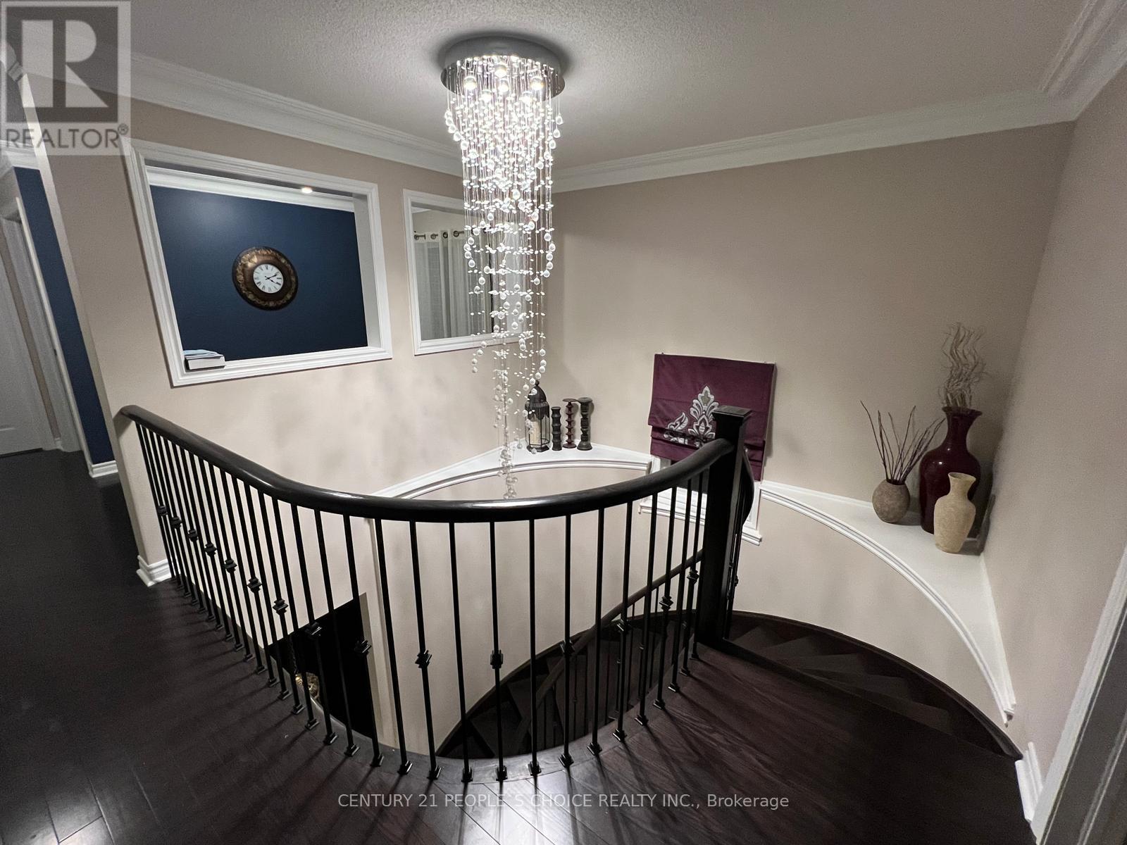 Upper - 114 Garyscholl Road, Vaughan, Ontario  L4L 1A6 - Photo 17 - N12706206