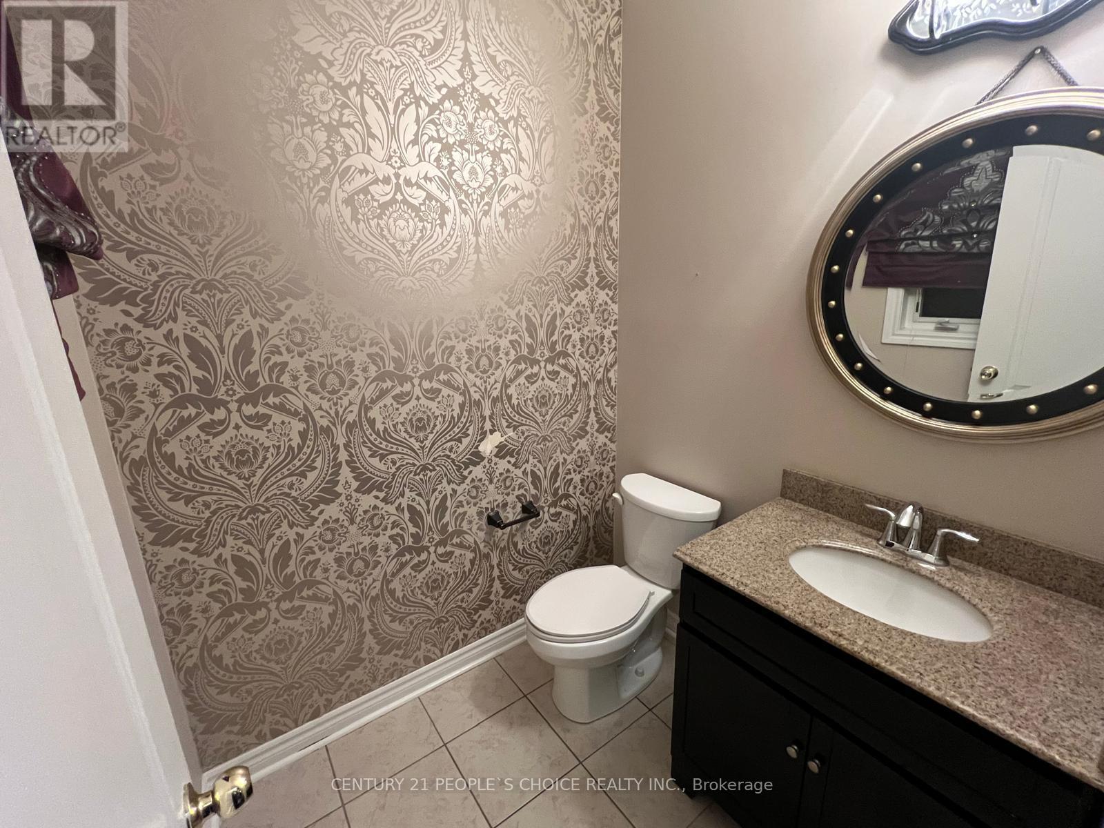 Upper - 114 Garyscholl Road, Vaughan, Ontario  L4L 1A6 - Photo 18 - N12706206