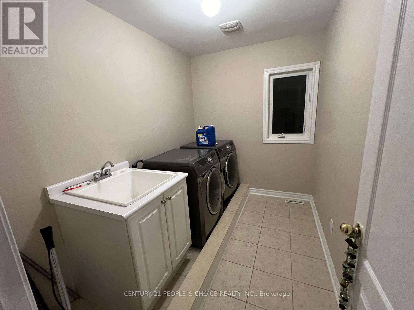 Upper - 114 Garyscholl Road, Vaughan, Ontario  L4L 1A6 - Photo 30 - N12706206