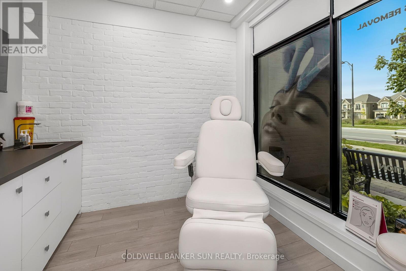 401 Kleinburg Summit Way W, Vaughan, Ontario  L4H 4T1 - Photo 19 - N12706218