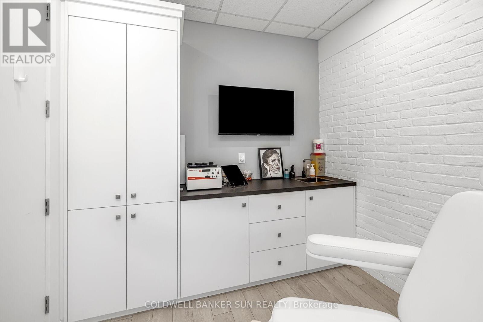 401 Kleinburg Summit Way W, Vaughan, Ontario  L4H 4T1 - Photo 20 - N12706218