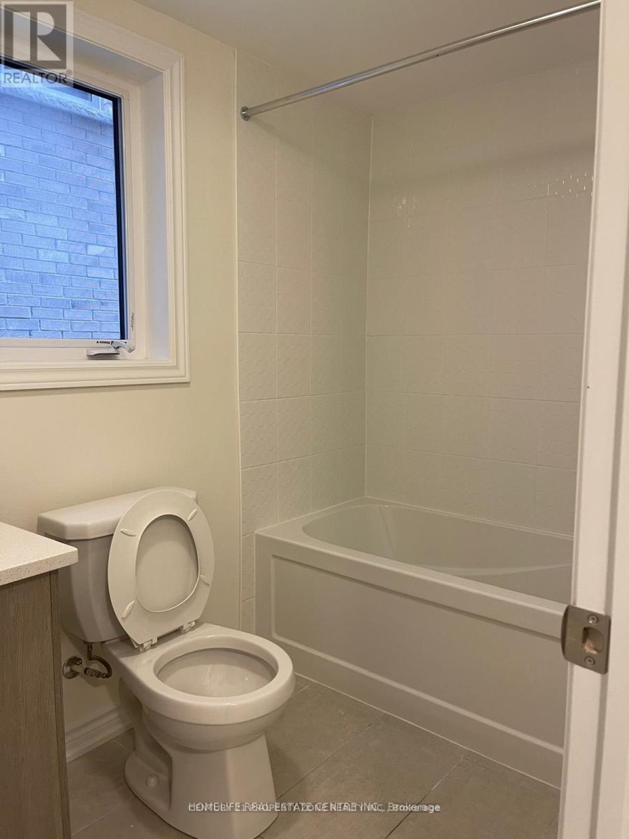 359 Inspire Boulevard, Brampton, Ontario  L6R 4E4 - Photo 19 - W12706194