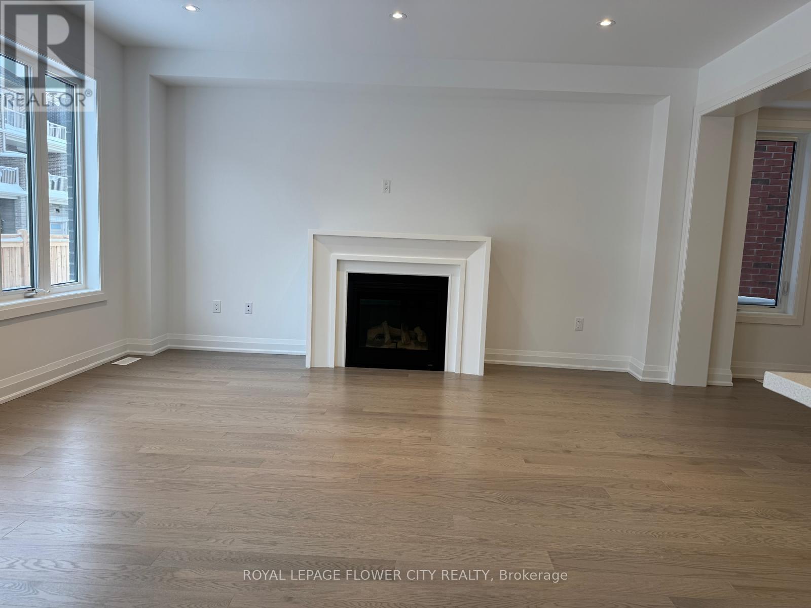 3193 Crystal Drive, Oakville, Ontario  L6M 0W8 - Photo 8 - W12706204