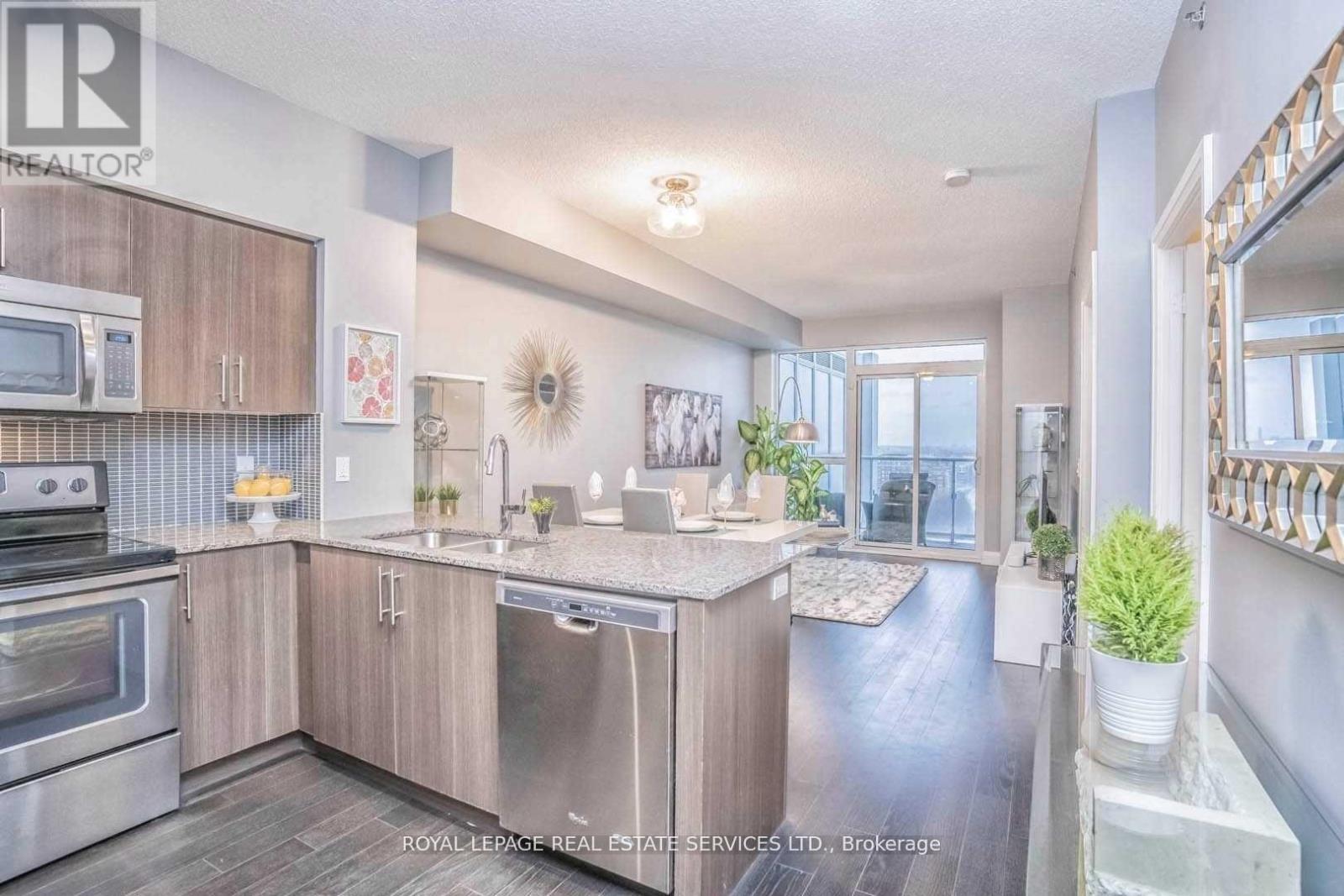 1504 - 65 Speers Road, Oakville, Ontario  L6K 3V5 - Photo 6 - W12706222