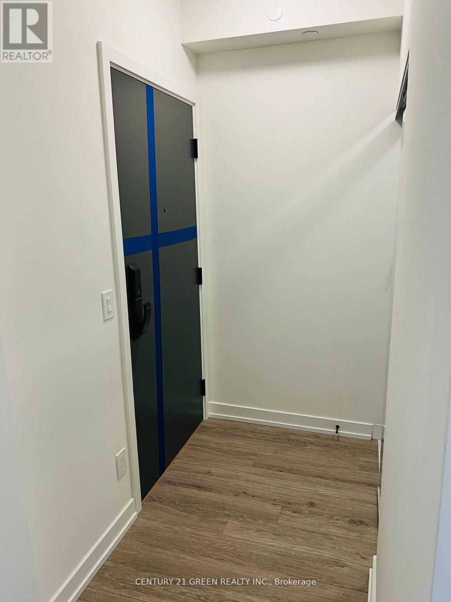 1307 - 335 Wheat Boom Drive, Oakville, Ontario  L6H 7Y1 - Photo 4 - W12706234