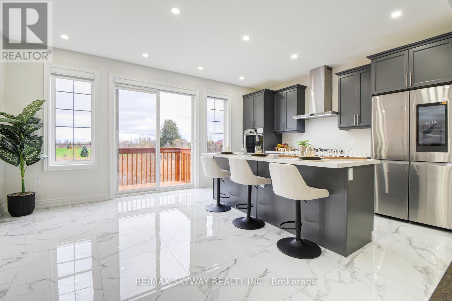 18 Hosta Street E, Brampton, Ontario  L6X 0X1 - Photo 9 - W12706240