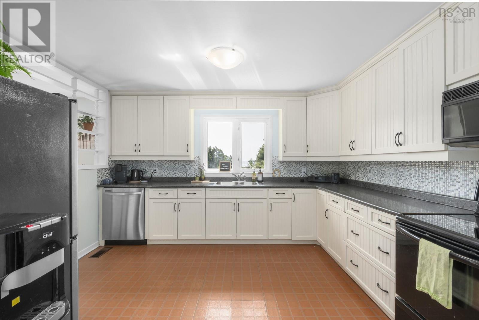 14 Murry Road, Martins Point, Nova Scotia  B0J 2E0 - Photo 12 - 202502522