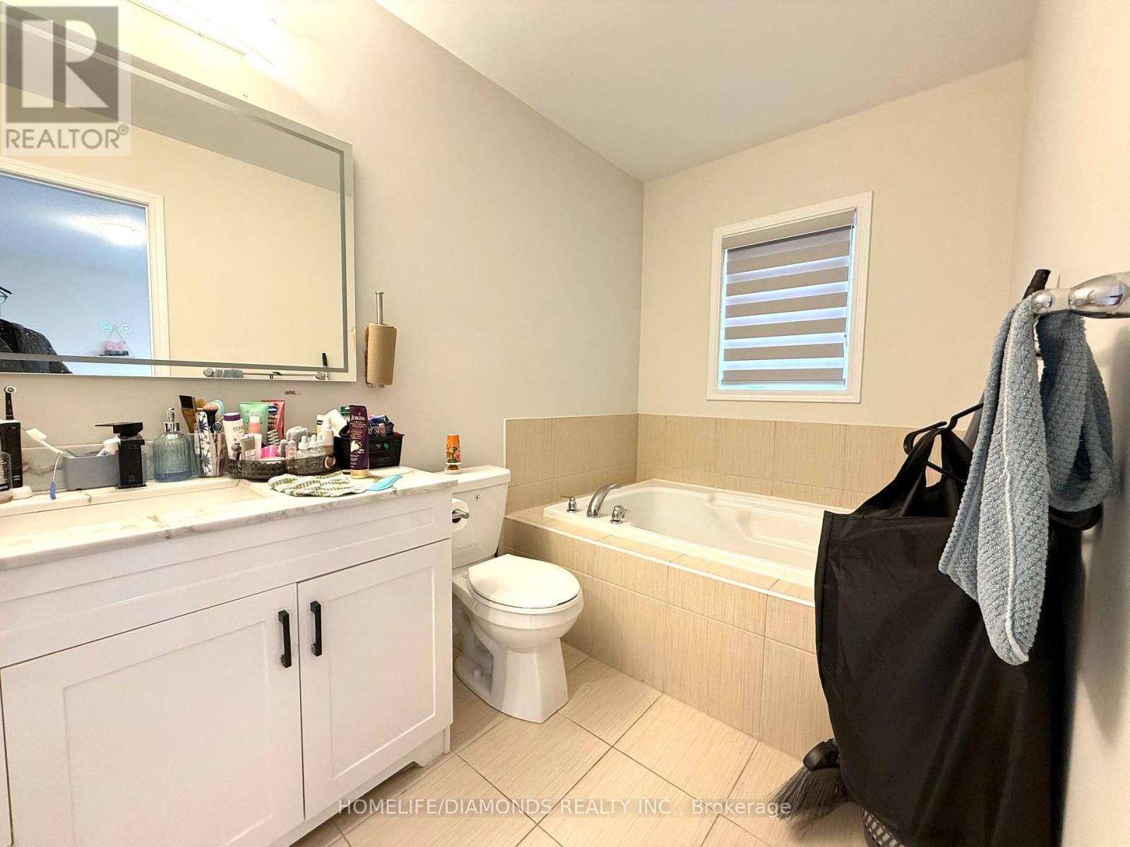 7 - 8317 Mulberry Drive, Niagara Falls, Ontario  L2H 3S9 - Photo 7 - X12706182