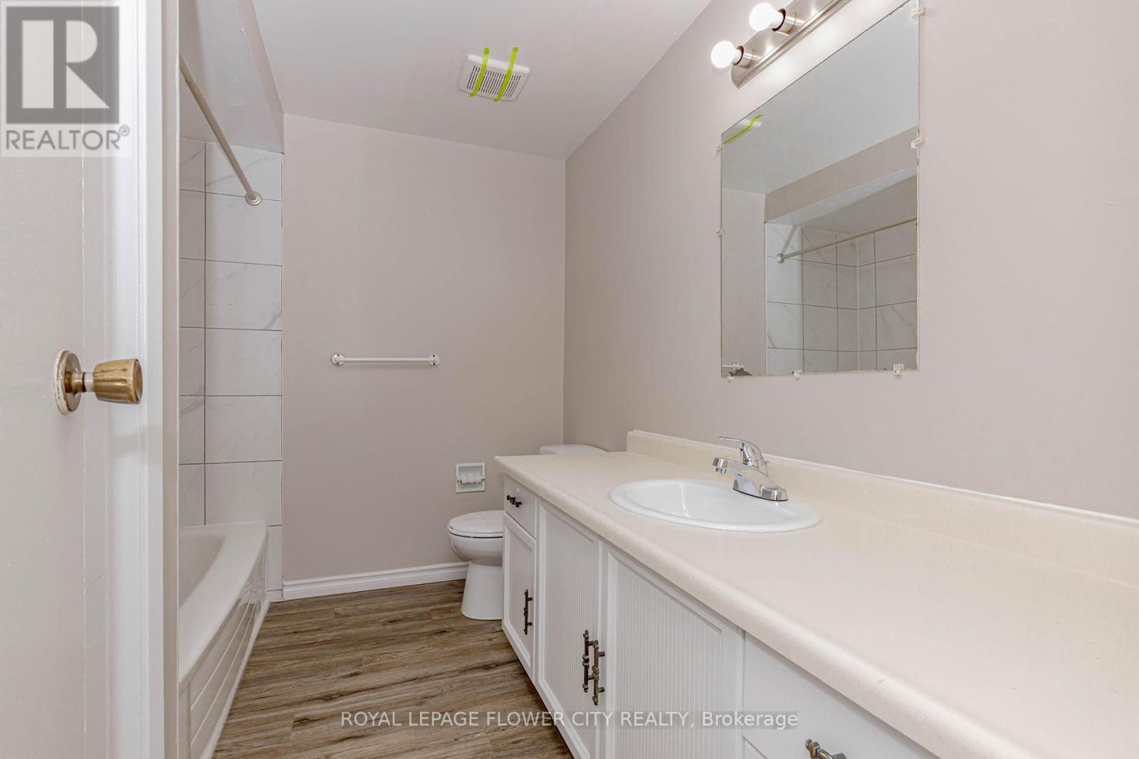 188 - 195 Denistoun Street, Welland, Ontario  L3C 6P1 - Photo 17 - X12706246