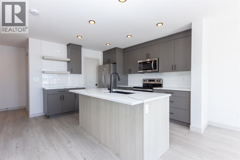 49 Turnbull Close, Red Deer, Alberta  T4P 3H6 - Photo 5 - A2275755