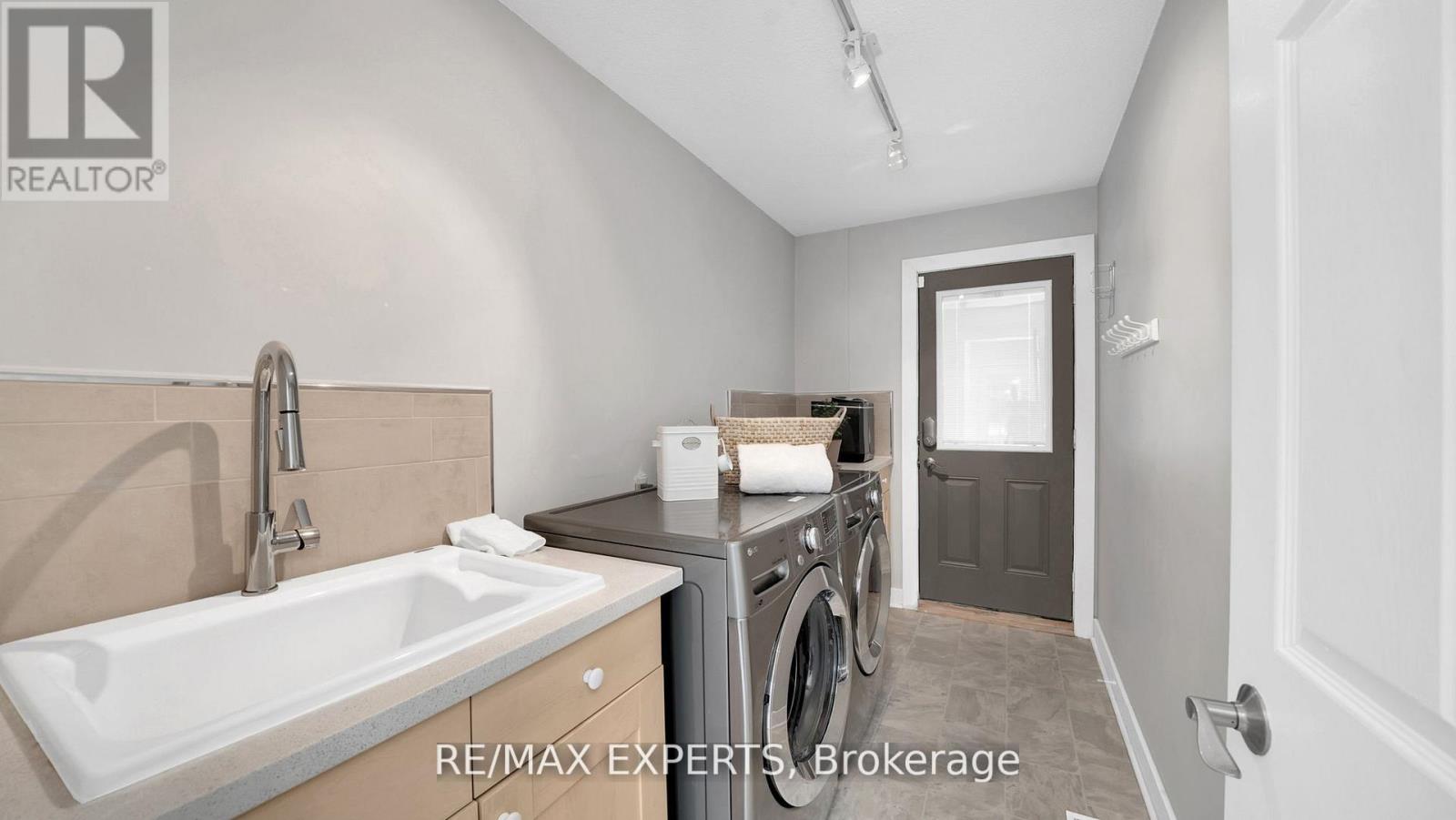 10 Kehoe Court, King, Ontario  L0G 1N0 - Photo 23 - N12556376