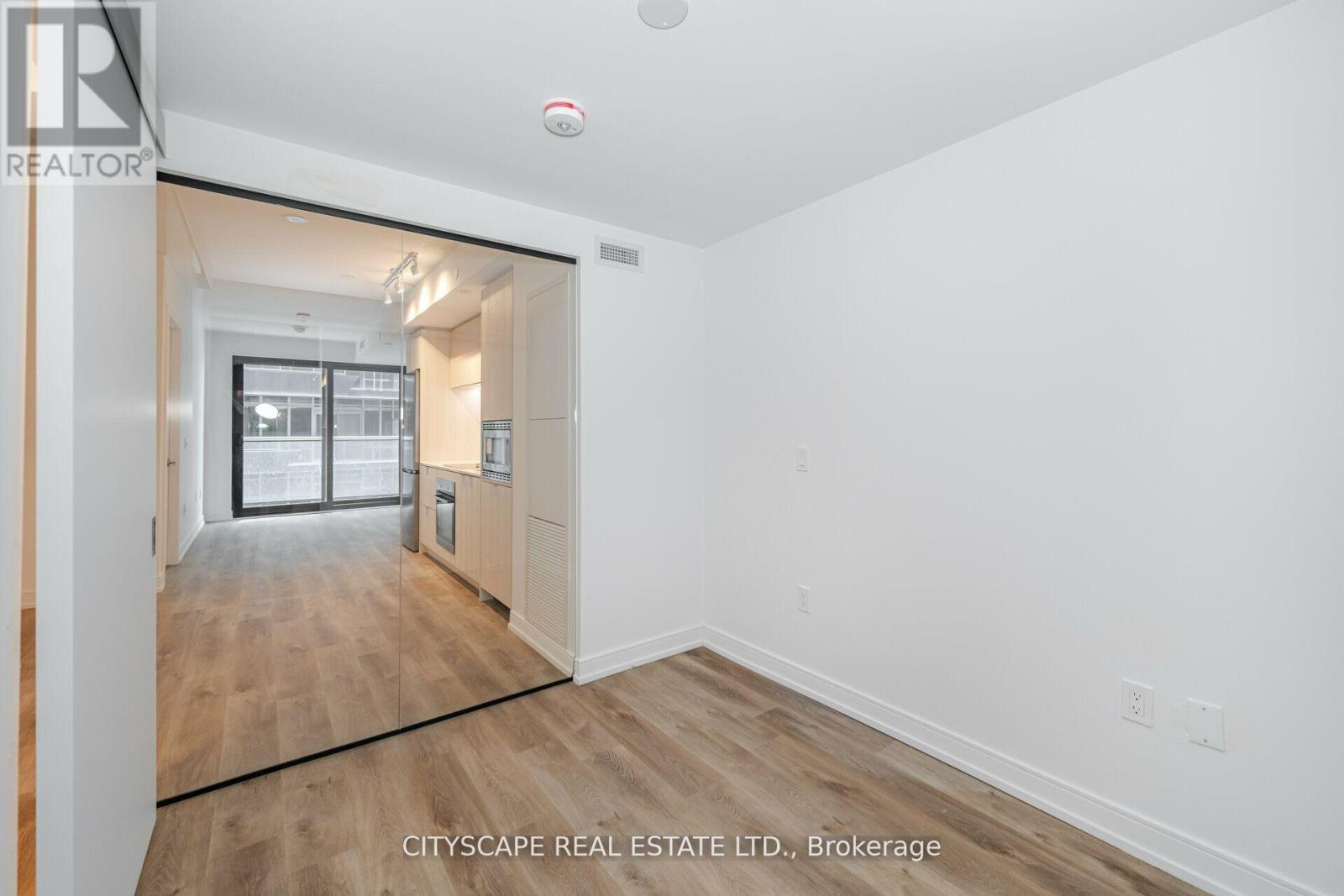 818 - 1 Jarvis Street, Hamilton (Beasley), Ontario  L8R 3J2 - Photo 11 - X12706184