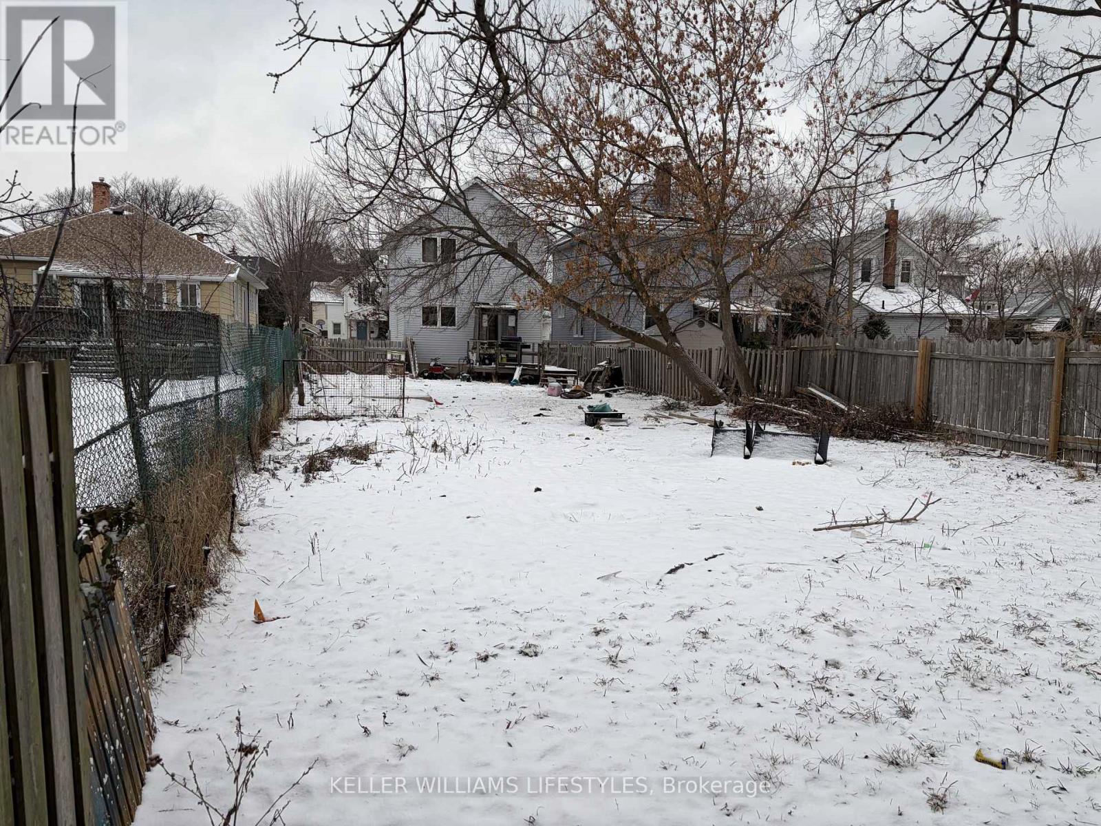 128 Stuart Street, Sarnia, Ontario  N7T 3B1 - Photo 20 - X12616434