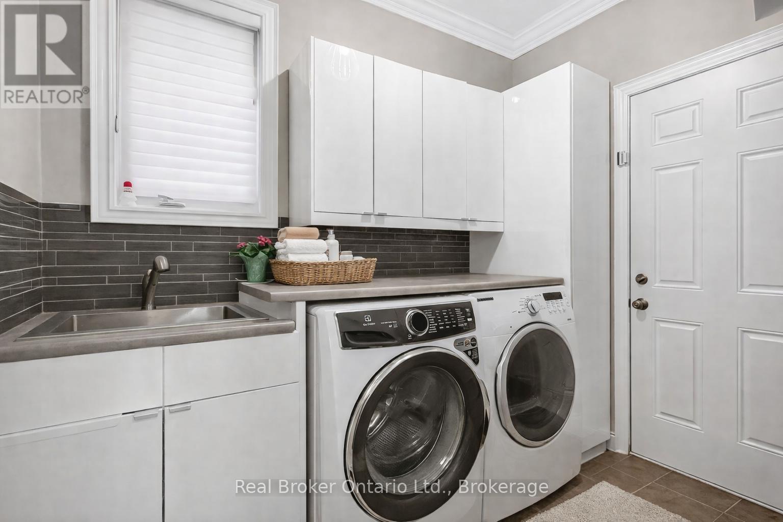 43 Mccandless Court, Caledon (Caledon East), Ontario  L7C 3R6 - Photo 22 - W12706260