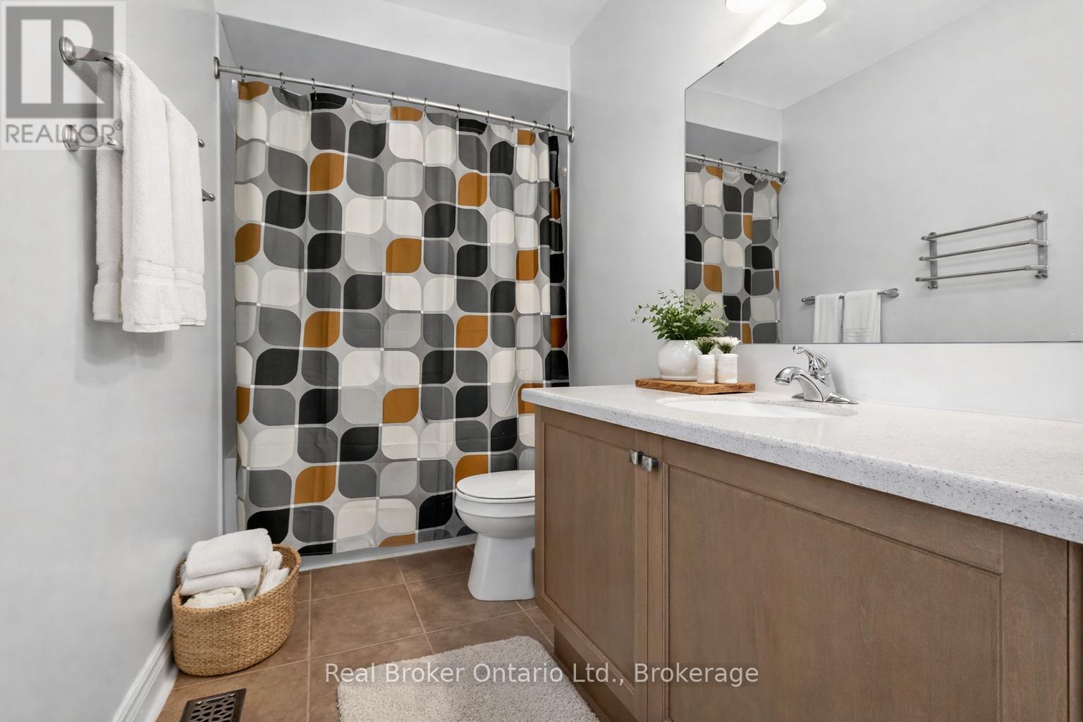 43 Mccandless Court, Caledon (Caledon East), Ontario  L7C 3R6 - Photo 33 - W12706260