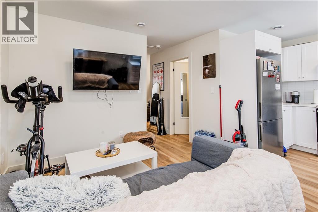 10 Weaver Street Unit# Rear, Cambridge, Ontario  N3C 1V8 - Photo 4 - 40799190