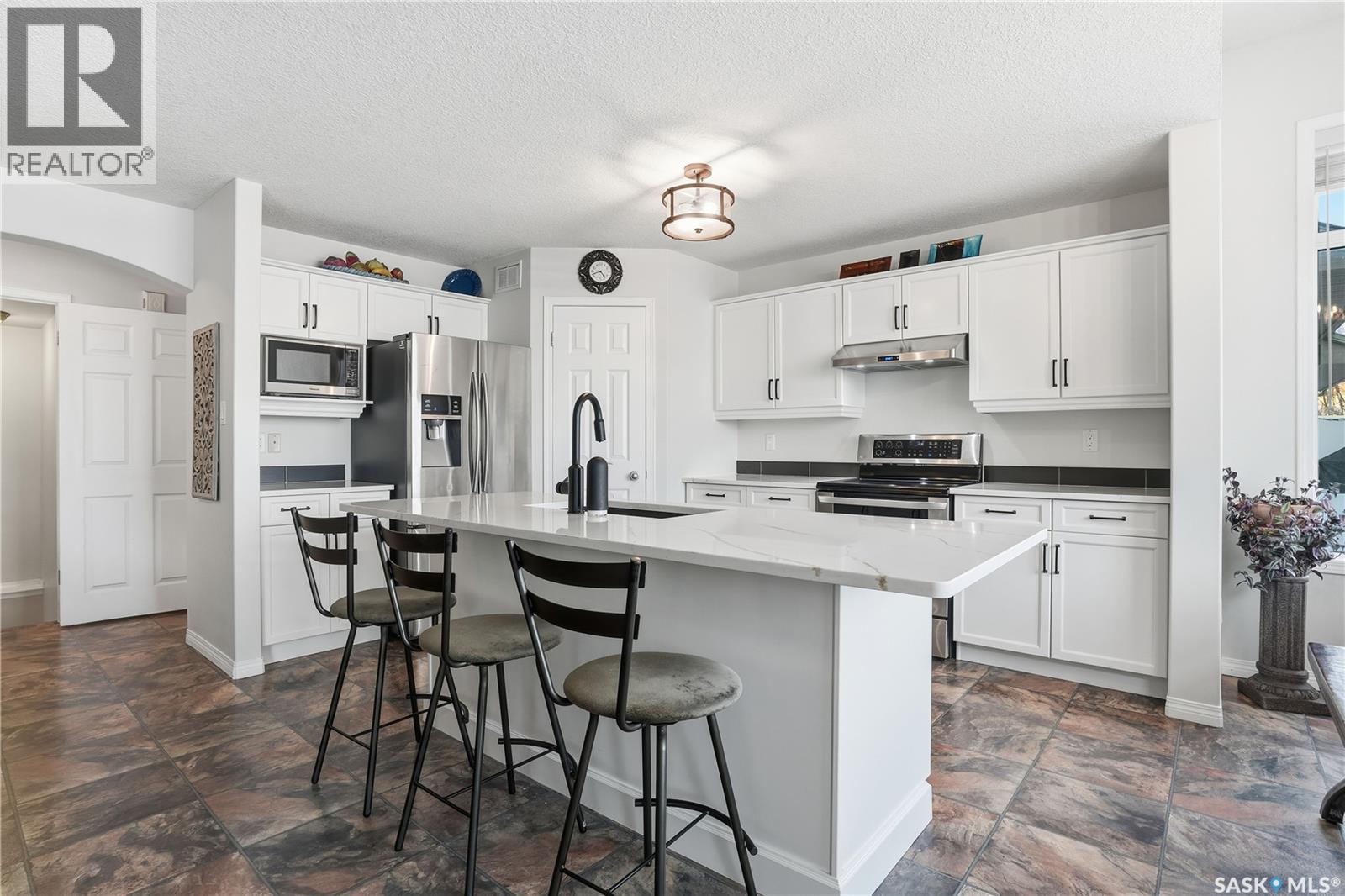 10114 Wascana Estates, Regina, Saskatchewan  S4V 2X3 - Photo 8 - SK026871