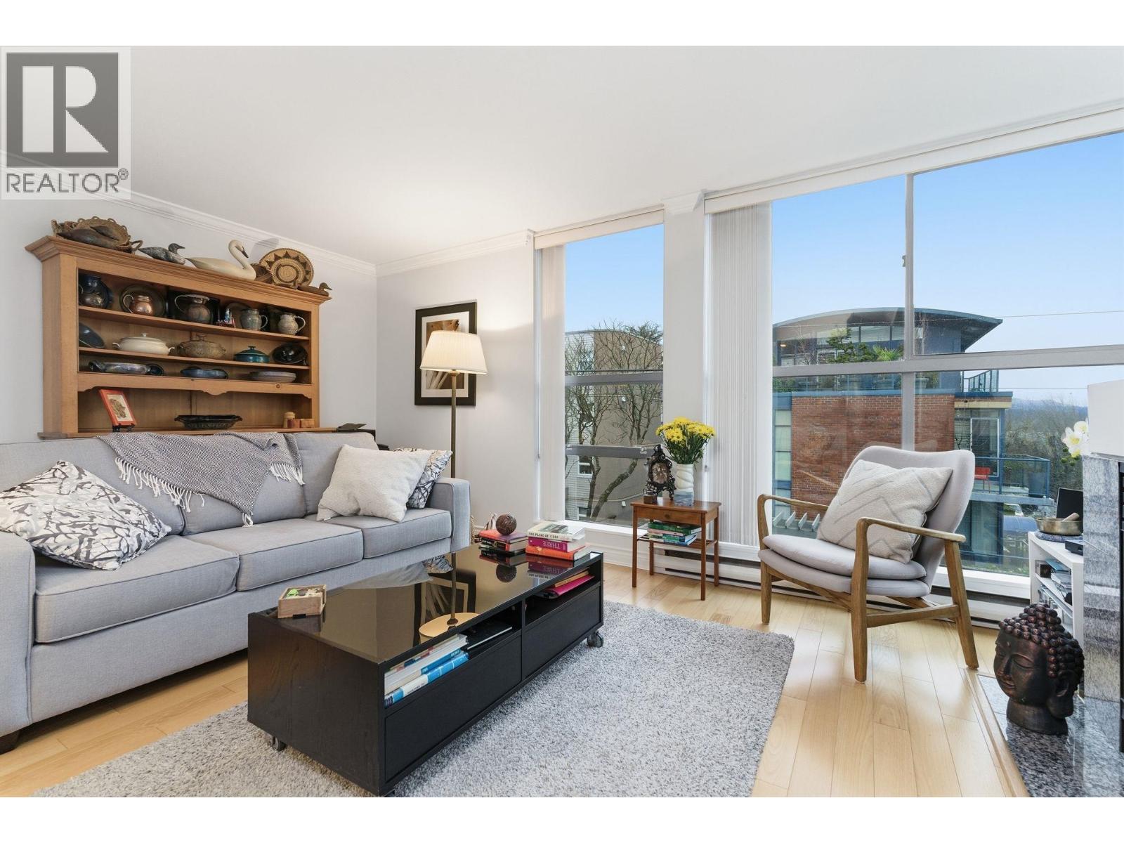 203 2405 W 2nd Avenue, Vancouver, British Columbia  V6K 1J5 - Photo 2 - R3078882