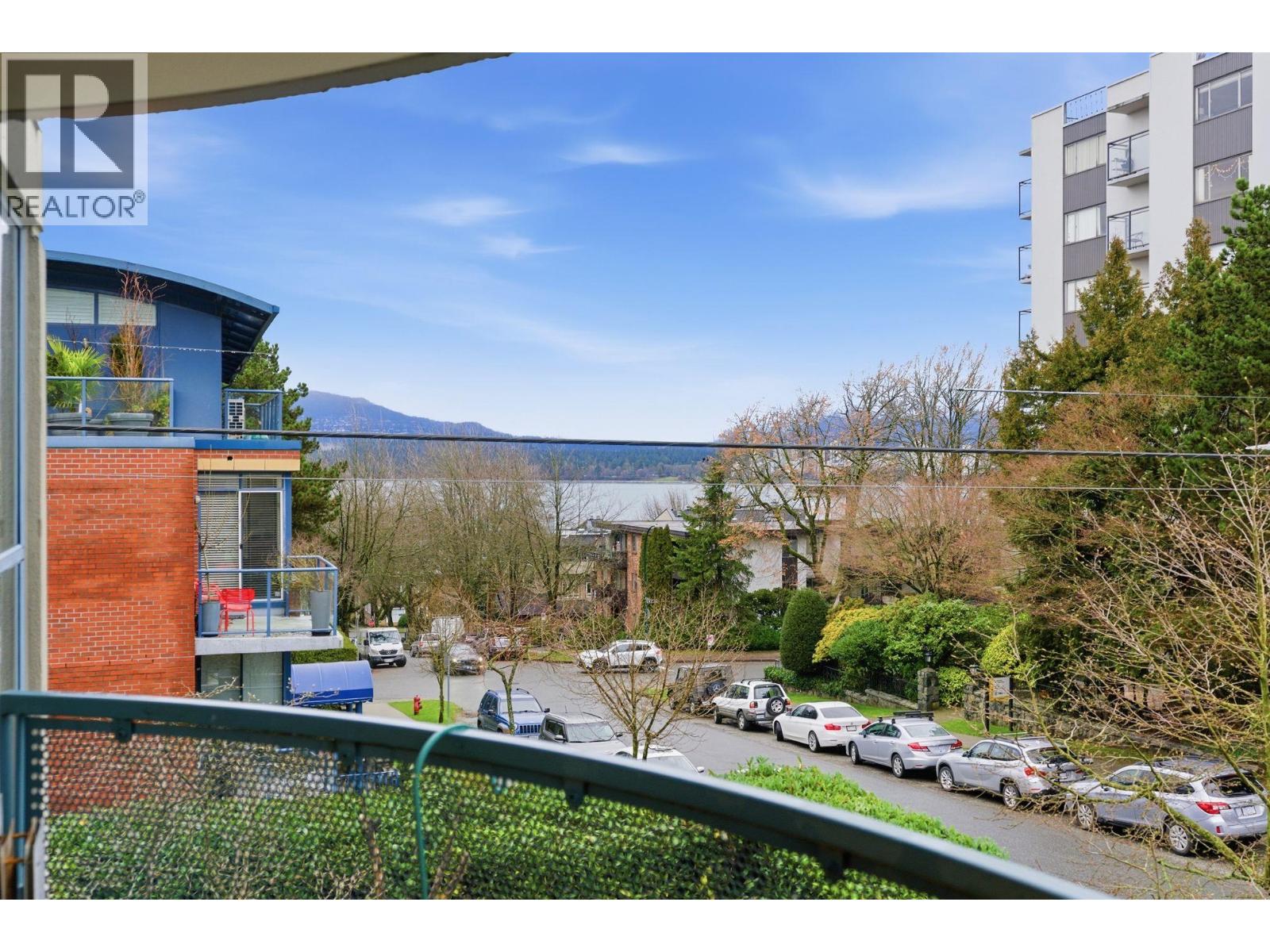 203 2405 W 2nd Avenue, Vancouver, British Columbia  V6K 1J5 - Photo 9 - R3078882