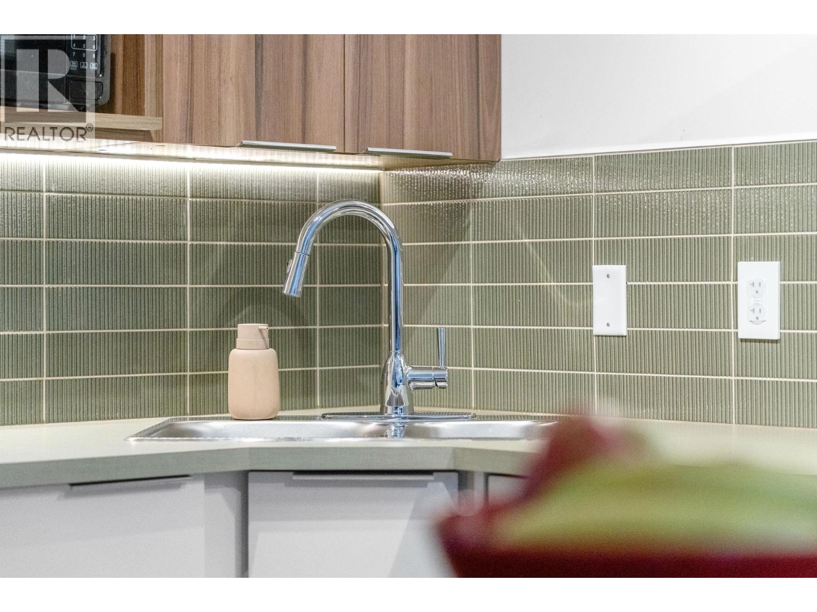 101a 460 14th Street, West Vancouver, British Columbia  V7T 2W1 - Photo 11 - R3078131