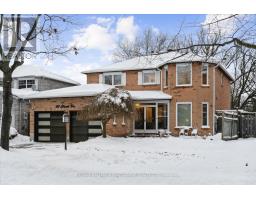 40 CLUETT DRIVE, Ajax, Ontario