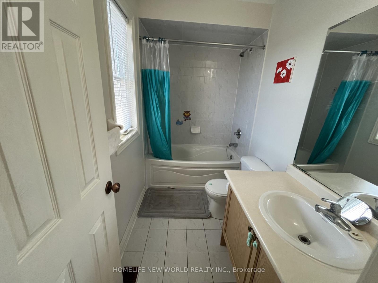 667 Peter Rupert Avenue, Vaughan, Ontario  L6A 0S2 - Photo 11 - N12614404