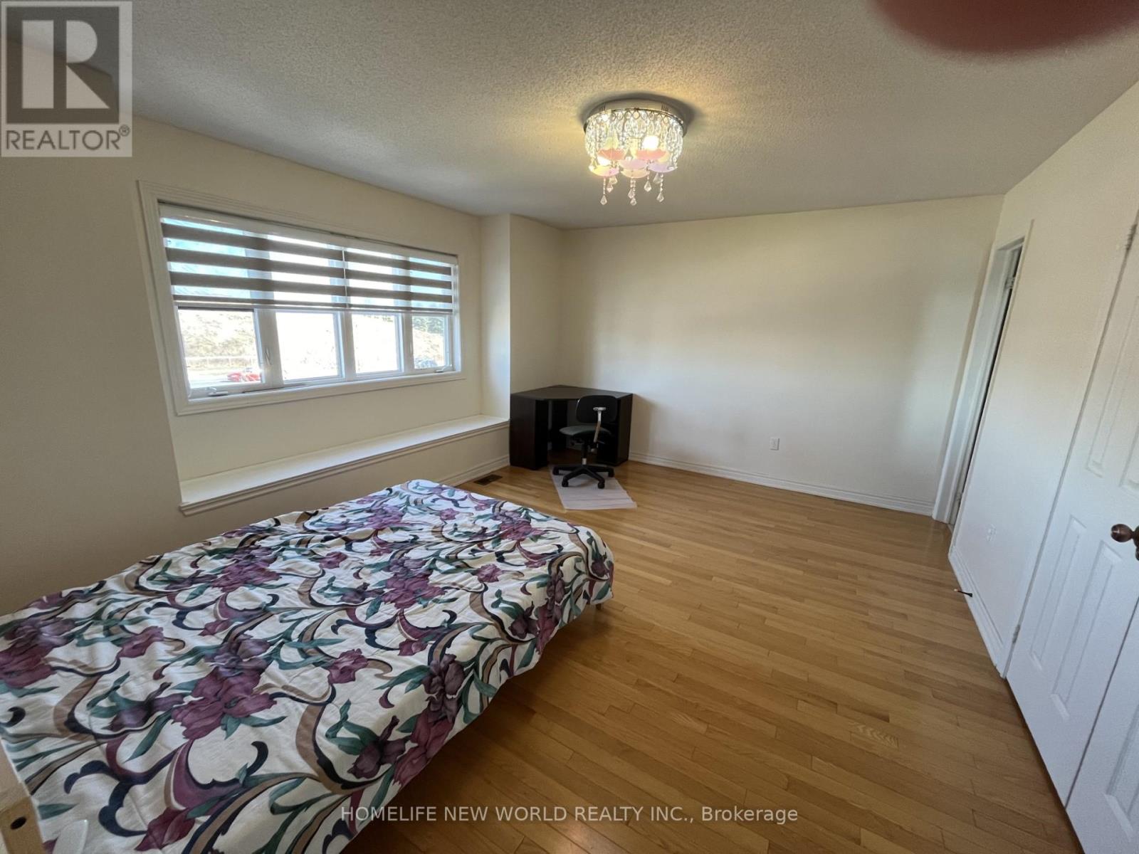 667 Peter Rupert Avenue, Vaughan, Ontario  L6A 0S2 - Photo 8 - N12614404