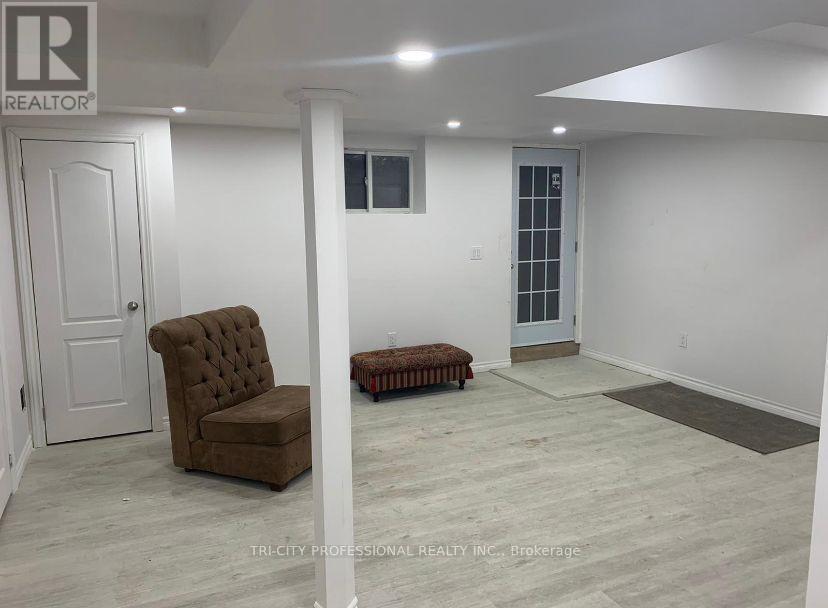 Basement - 2 Nobel Place, Brampton, Ontario  L6S 4X6 - Photo 6 - W12706262