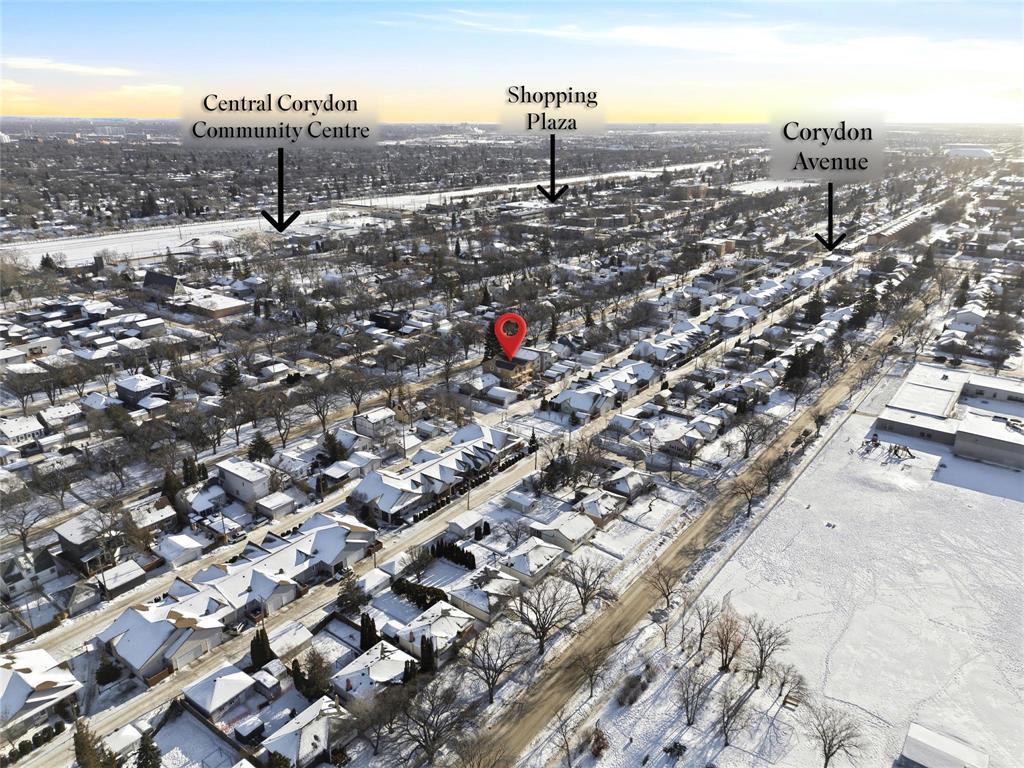 413 Centennial Street, Winnipeg, Manitoba  R3N 1P8 - Photo 4 - 202528560