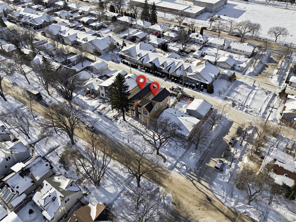 413 Centennial Street, Winnipeg, Manitoba  R3N 1P8 - Photo 1 - 202528560