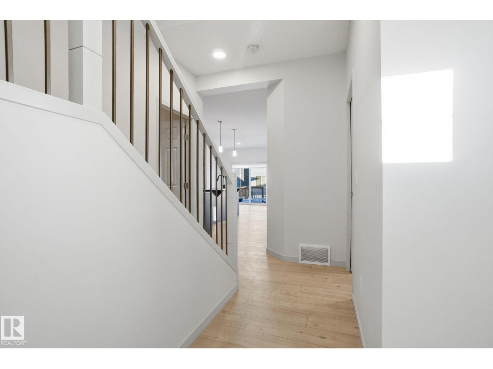 2423 194 St Nw, Edmonton, Alberta  T6M 1P5 - Photo 7 - E4470294