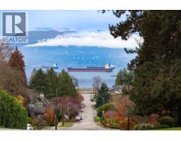 1822 SASAMAT STREET, Vancouver, British Columbia