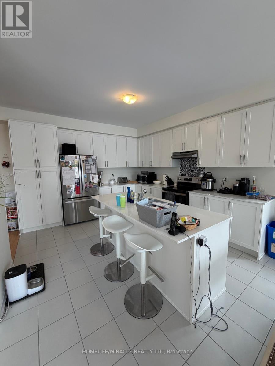 162 Country Club Drive, Loyalist, Ontario  K0H 1G0 - Photo 12 - X12706274