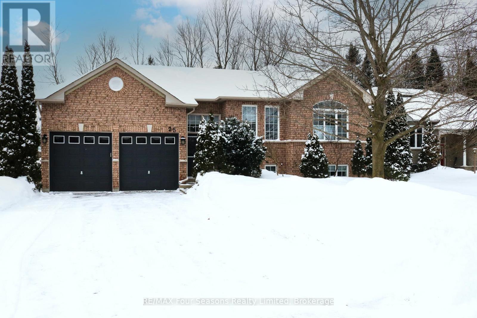 25 Silversands Crescent, Wasaga Beach, Ontario  L9Z 1P8 - Photo 49 - S12706368