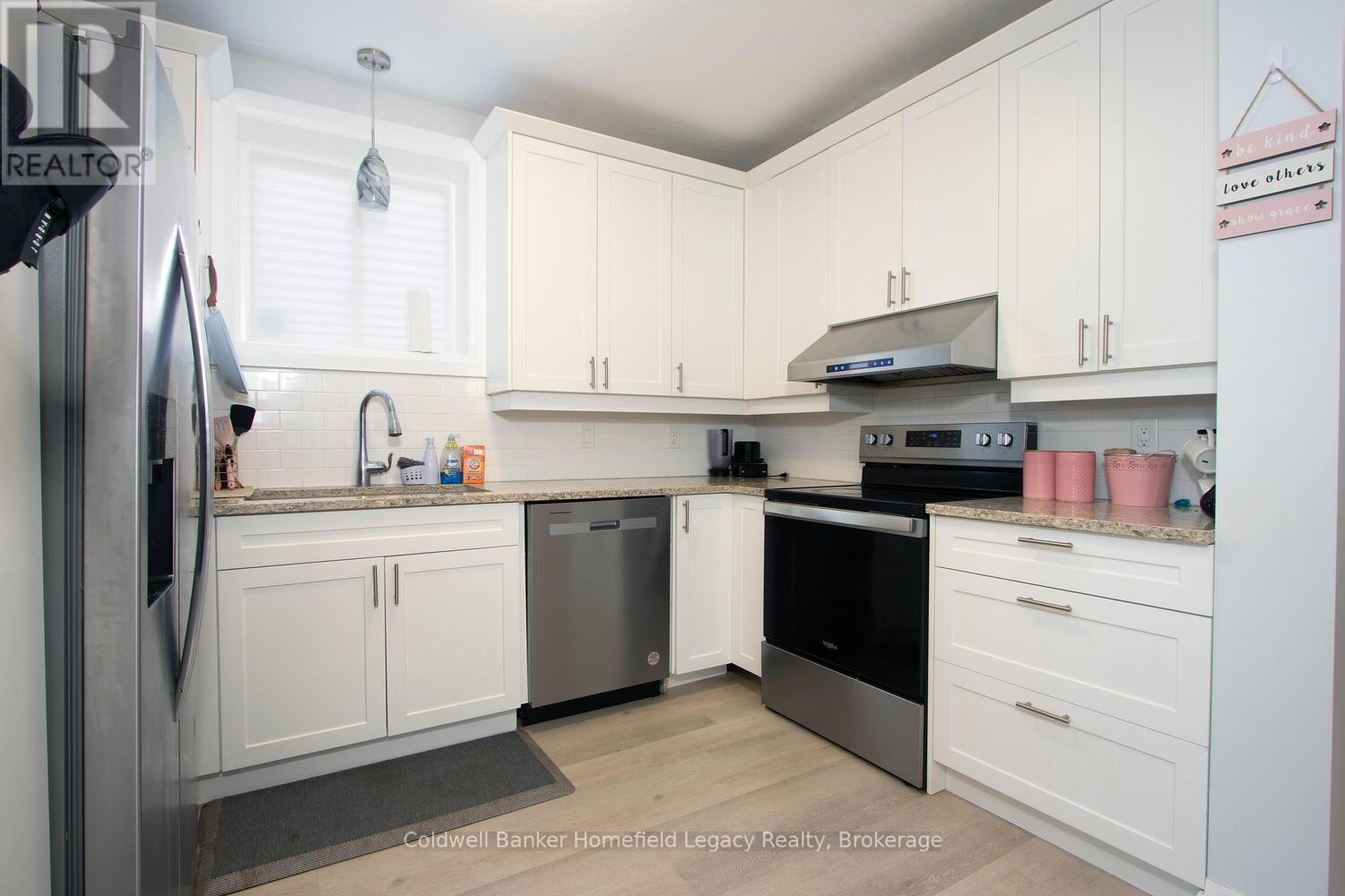 17 Laurier Street, Stratford, Ontario  N5A 4M2 - Photo 23 - X12706352