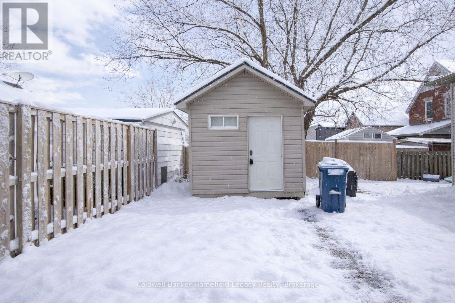 17 Laurier Street, Stratford, Ontario  N5A 4M2 - Photo 4 - X12706352