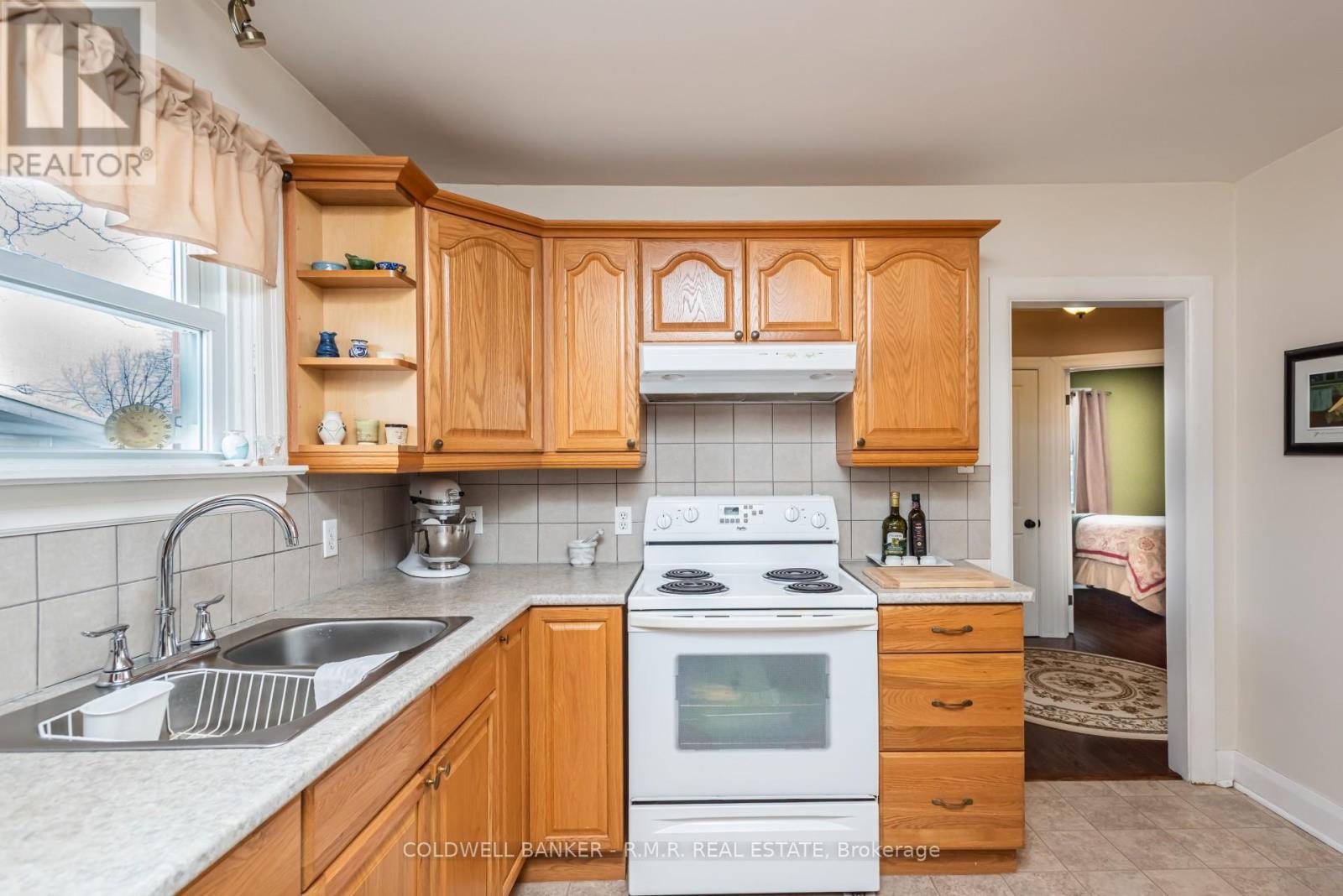 17 Queen Street, Quinte West, Ontario  K8V 4X4 - Photo 9 - X12706336