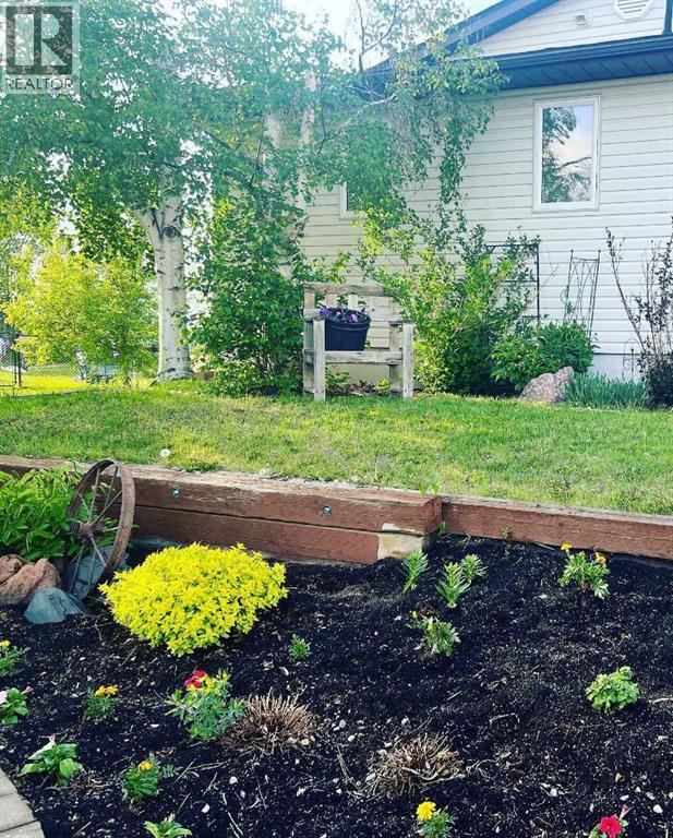 1122 6 Ave West, Beaverlodge, Alberta  T0H 0C0 - Photo 46 - A2276661