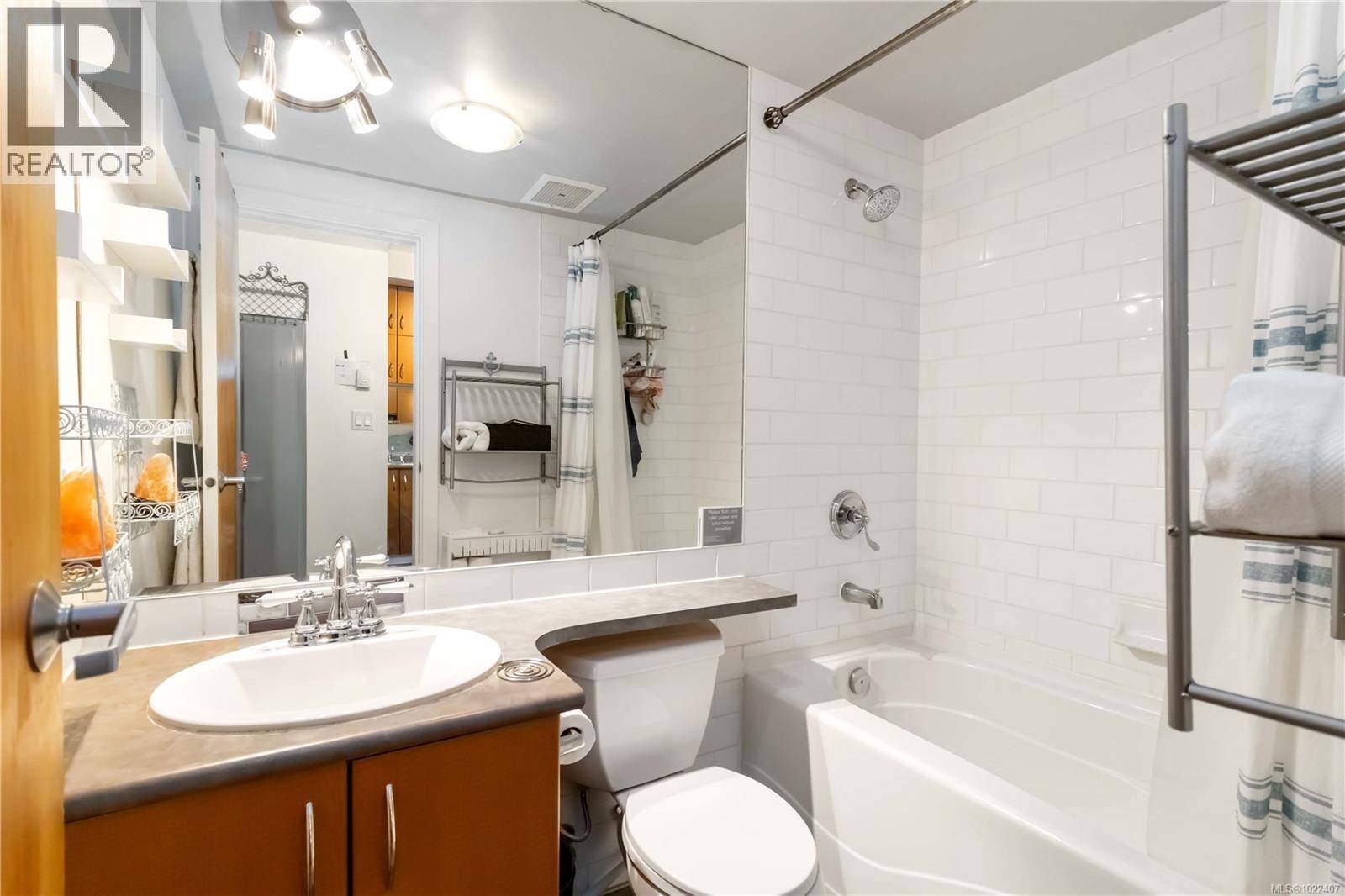 117 409 Swift St, Victoria, British Columbia  V8W 1S2 - Photo 12 - 1022407