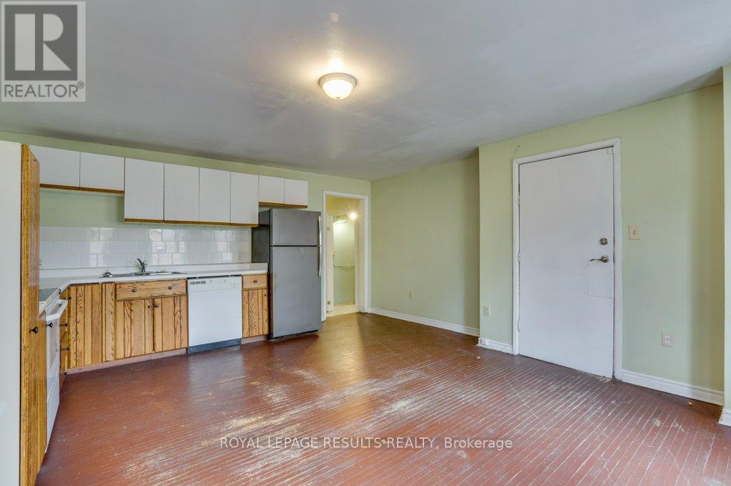 42 Redan Street, St. Thomas, Ontario  N5P 1T4 - Photo 18 - X12706308