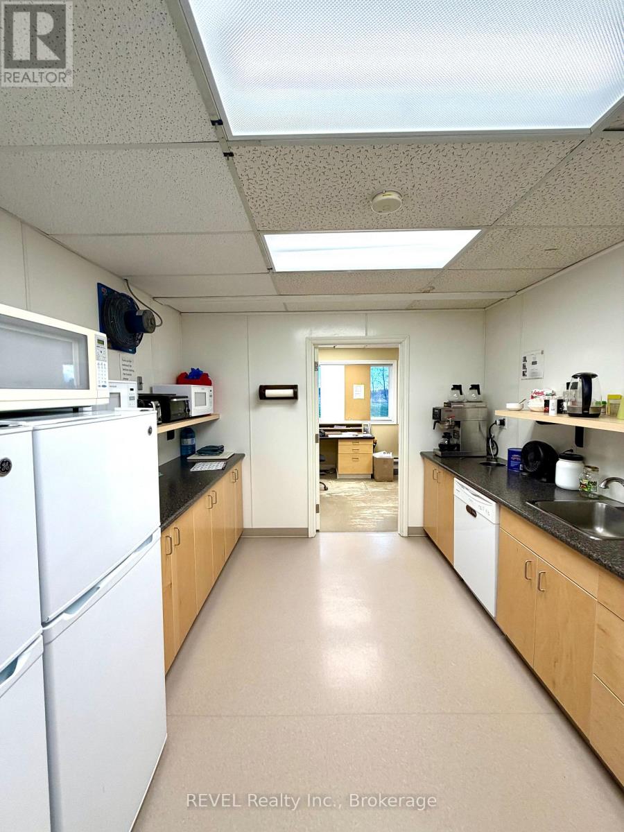 2036 Allanport Road, Thorold (Port Robinson), Ontario  L0S 1A0 - Photo 14 - X12706302