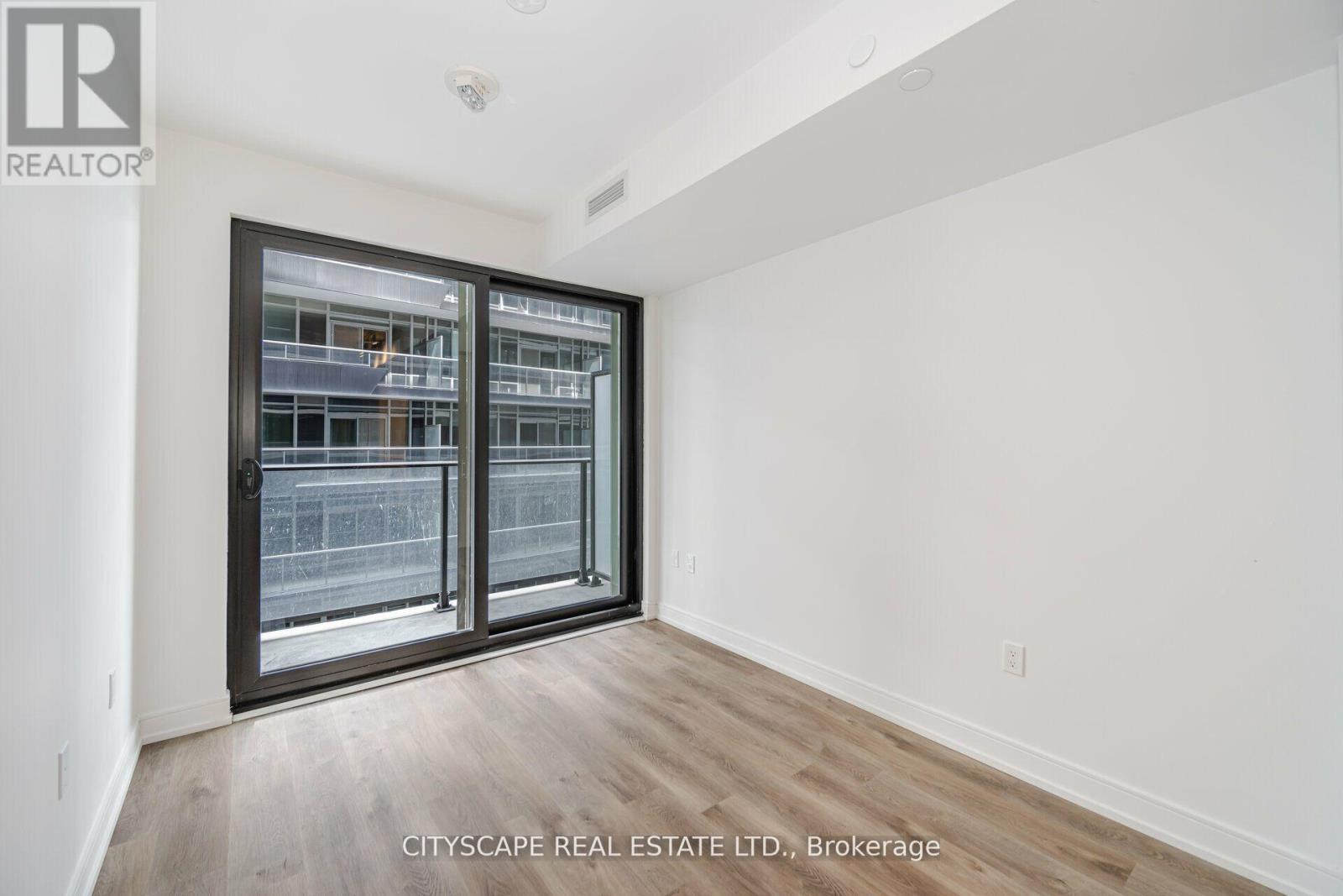 818 - 1 Jarvis Street, Hamilton, Ontario  L8R 3J2 - Photo 12 - X12706184