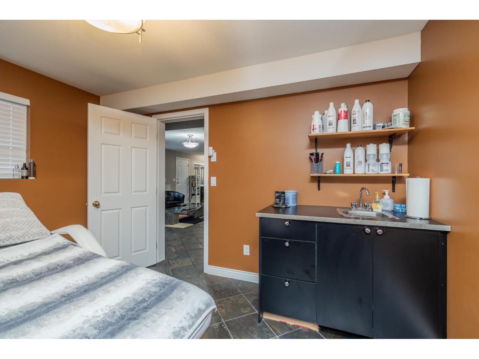 18351 68 Avenue, Surrey, British Columbia  V3S 9C6 - Photo 30 - R3079785