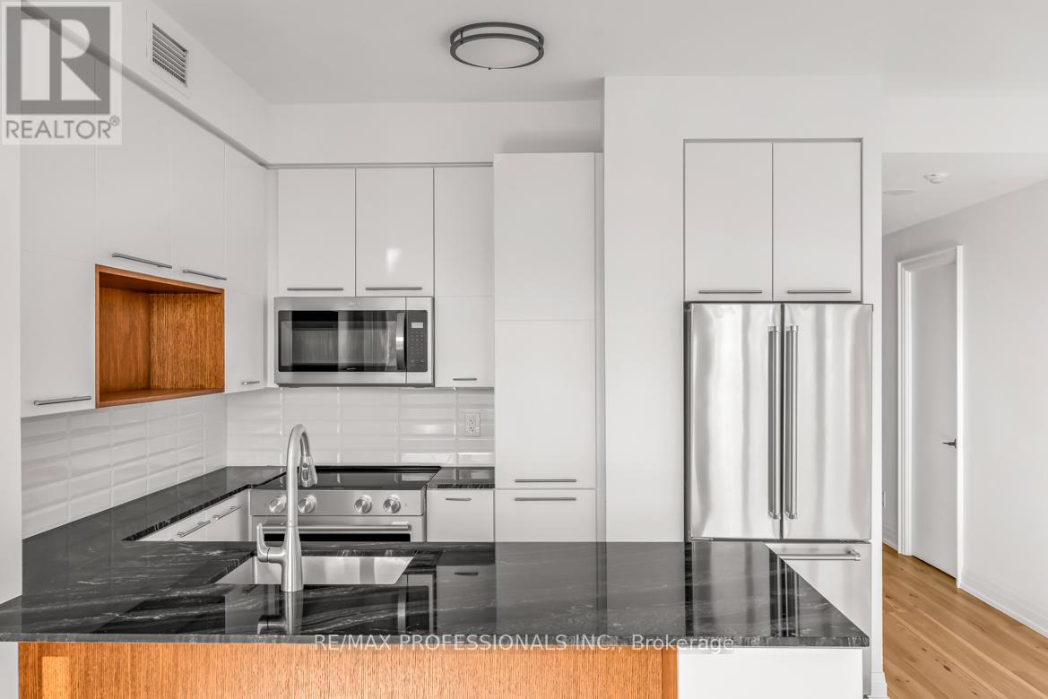 4004 - 21 Carlton Street, Toronto, Ontario  M5B 1L3 - Photo 10 - C12706322