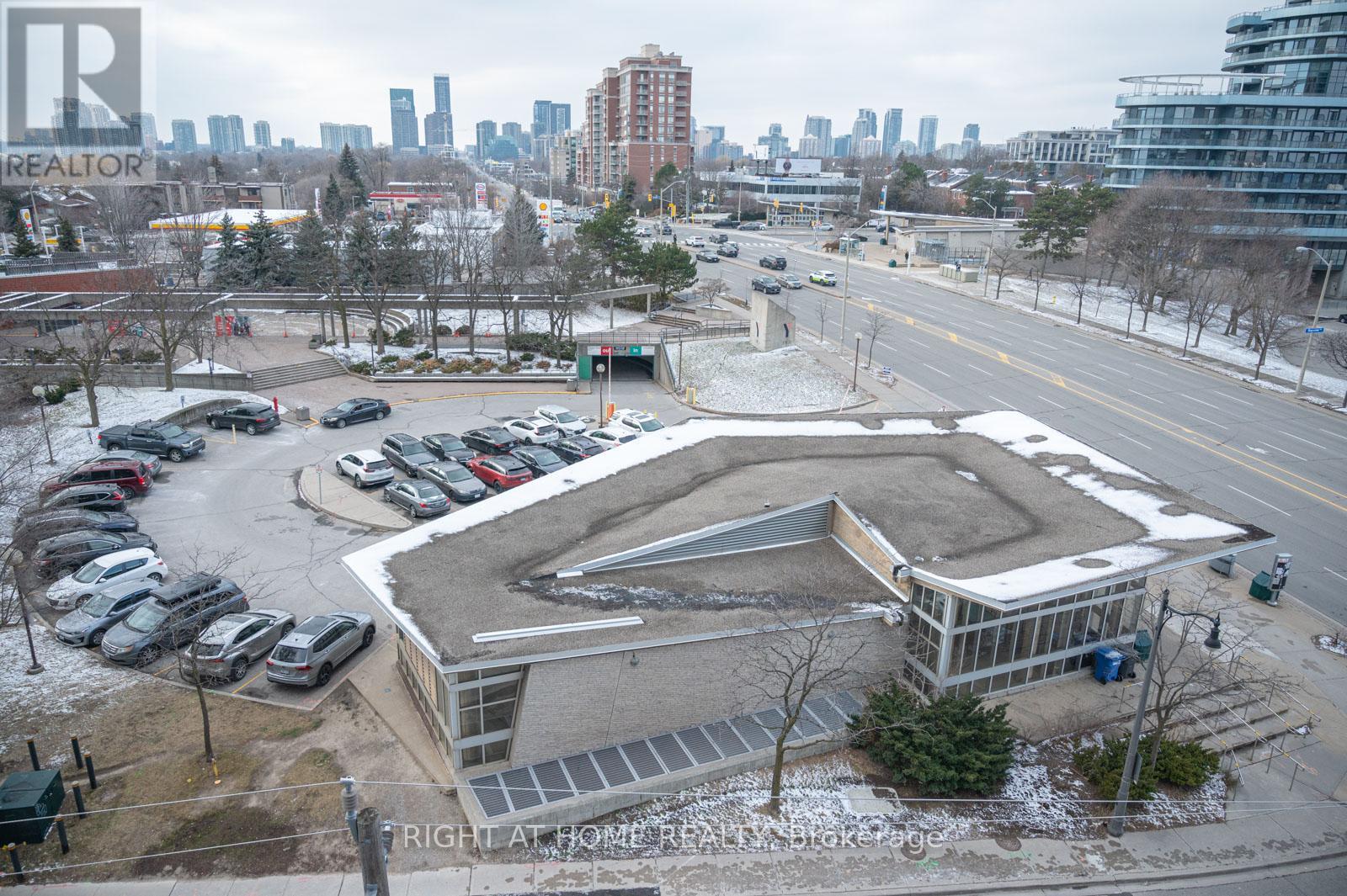 15 - 7 Kenaston Gardens, Toronto, Ontario  M2K 0E9 - Photo 2 - C12706356