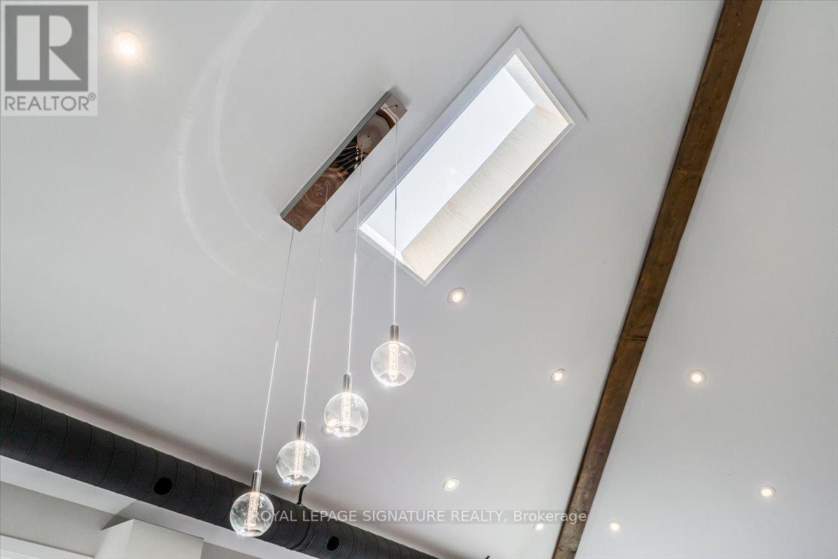 Upper - 184 Millwood Road, Toronto, Ontario  M4S 1J7 - Photo 12 - C12706370